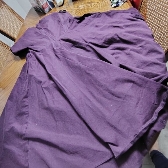 Dress with Pockets and Built In Belt and Flowy Skirt - Picture 8 of 8